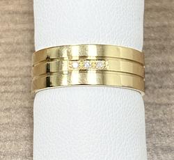 Wedding Band in Yellow Gold 18k with Diamond